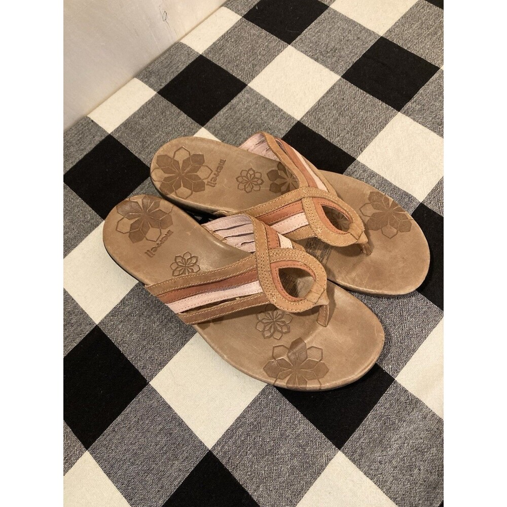 Merrell Tan and Pink Cross-Strap Toe-Post Sandals